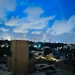Luxury Apartment In Colombo City